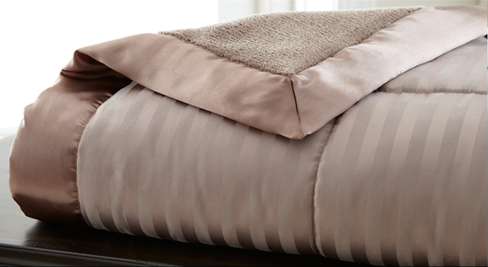 demask striped blanket gold
